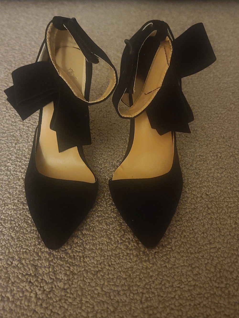 Elegant Black Pointed Toe Ankle Strap Heels with Bow